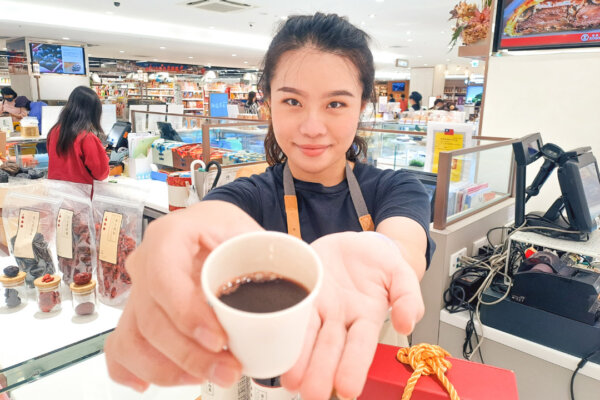 新譯漢方漢藝師容筠 忠孝Sogo店漢方茶試飲